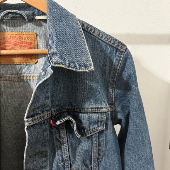 Men’s blue Levi Strauss Denim jacket - Picture 6 of 9